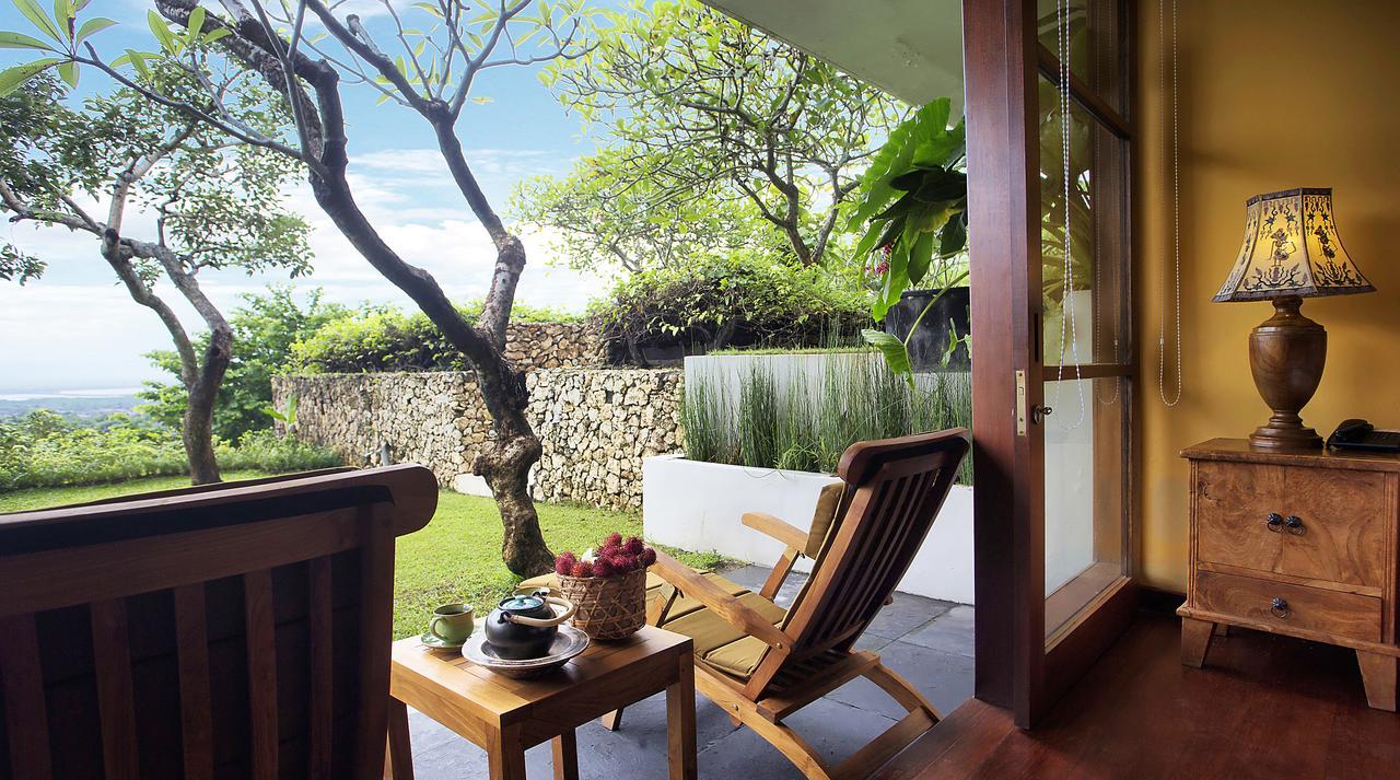 The Longhouse, Jimbaran - Bali Hotel Kültér fotó