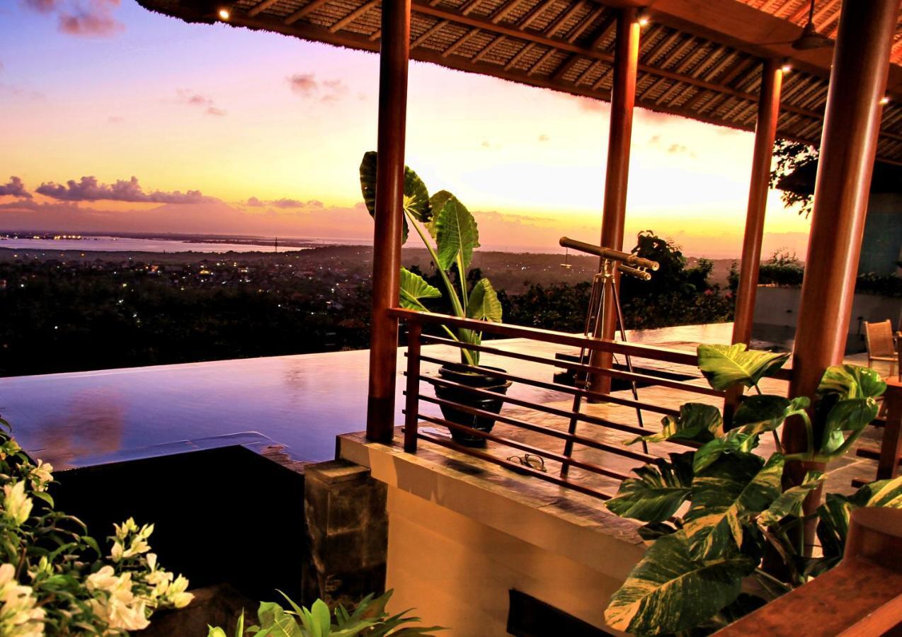 The Longhouse, Jimbaran - Bali Hotel Kültér fotó